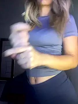 Mad beauty - checkout our excited streamers as they tease to their beloved melodies and slowly squirt for enjoyment to appease your wildest wishes.