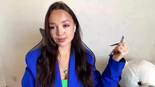 Carrie_dreams from StripChat is Freechat