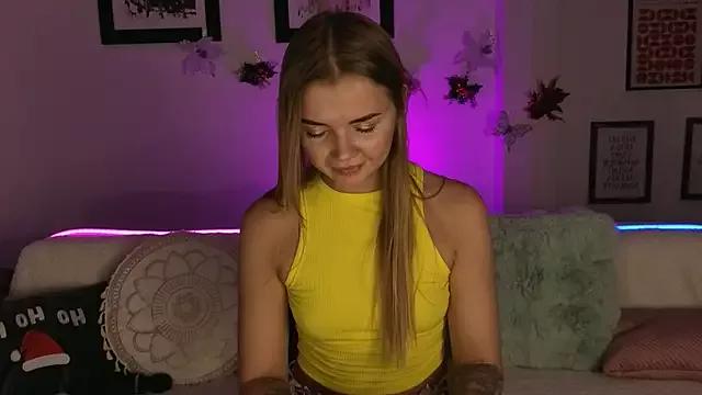 CarrieBradshaww from StripChat is Freechat