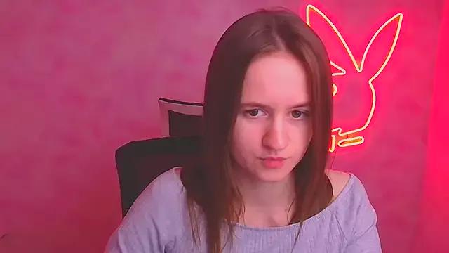 Catherine_e from StripChat is Freechat