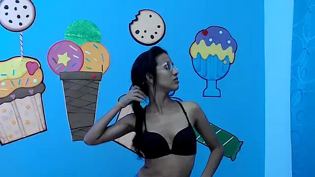 celesteskinny18 from StripChat is Freechat