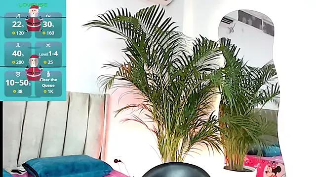 chanelvelvet from StripChat is Freechat