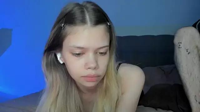 Mad beauty - checkout our excited streamers as they tease to their beloved melodies and slowly squirt for enjoyment to appease your wildest wishes.