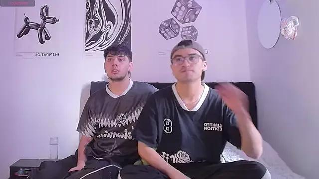 charlie_dicker from StripChat is Freechat