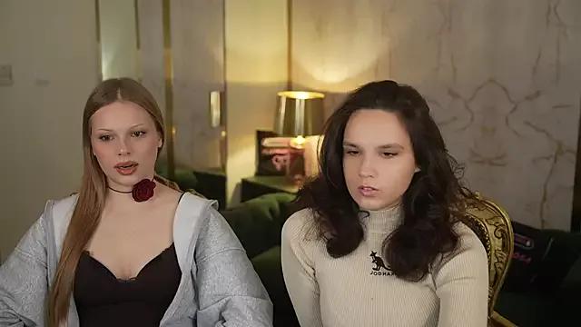 Charlotte_Dreams from StripChat is Freechat