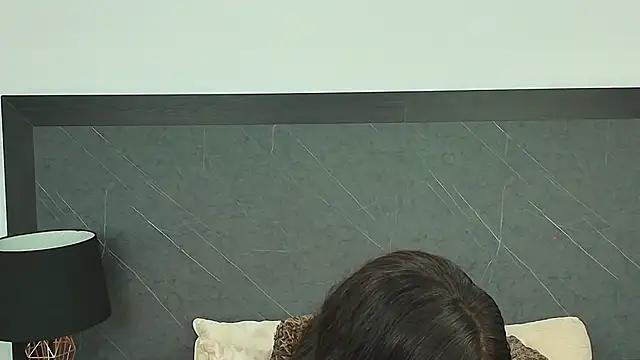 charlottebrowns_ from StripChat is Freechat