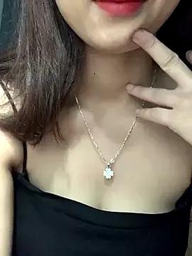 Chau_love69 from StripChat is Freechat