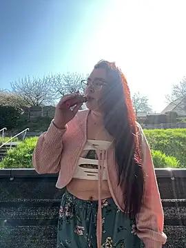 Mad beauty - checkout our excited streamers as they tease to their beloved melodies and slowly squirt for enjoyment to appease your wildest wishes.