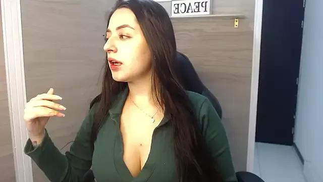 Cherrys_love01 from StripChat is Freechat