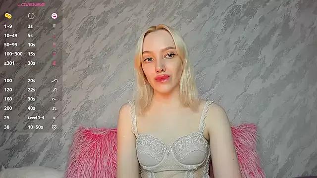 cheryl_mason from StripChat is Freechat