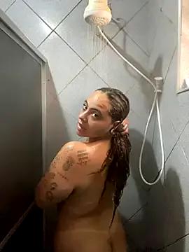 Chloe_Leaozinho from StripChat is Freechat