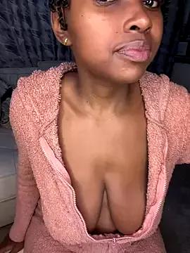 Chocolate_queen2 from StripChat is Freechat