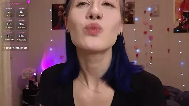 christy_memeow from StripChat is Freechat