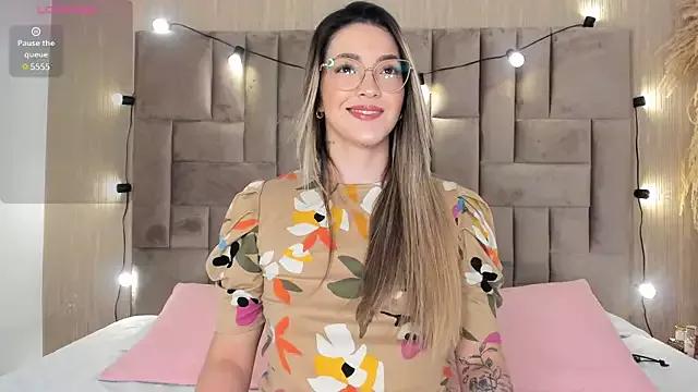 Mad beauty - checkout our excited streamers as they tease to their beloved melodies and slowly squirt for enjoyment to appease your wildest wishes.