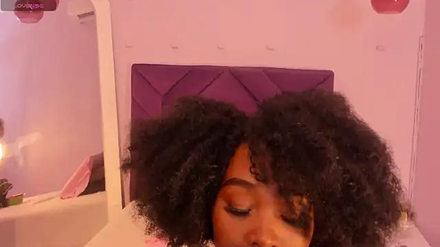 Cloeejohnsonn from StripChat is Freechat