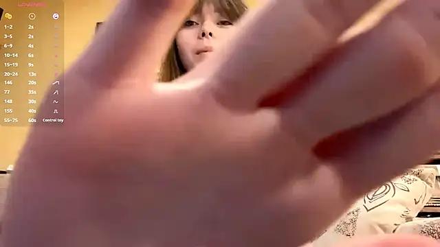 Mad beauty - checkout our excited streamers as they tease to their beloved melodies and slowly squirt for enjoyment to appease your wildest wishes.