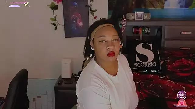 CosmicDream143 from StripChat is Freechat