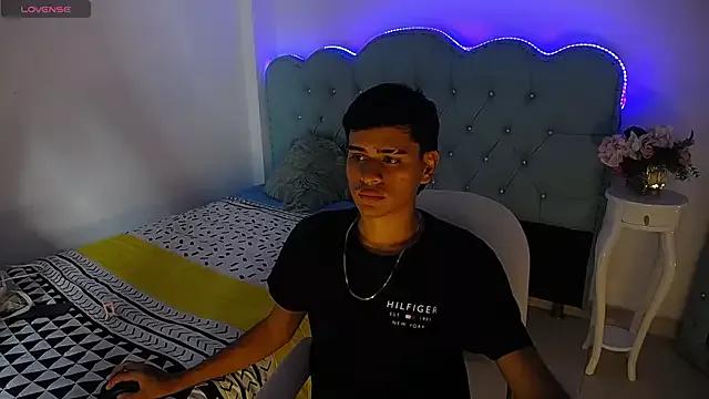 CoupleOfStudents from StripChat is Freechat