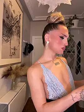 Crystal_________ from StripChat is Freechat