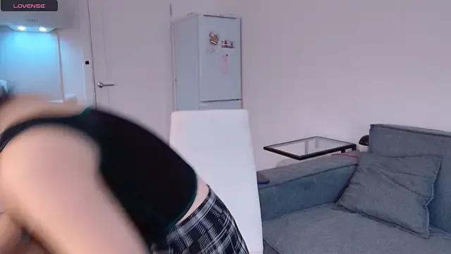 Mad beauty - checkout our excited streamers as they tease to their beloved melodies and slowly squirt for enjoyment to appease your wildest wishes.
