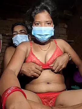 Curvy_Vamikaa from StripChat is Freechat