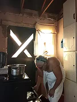 Curvyboody from StripChat is Freechat