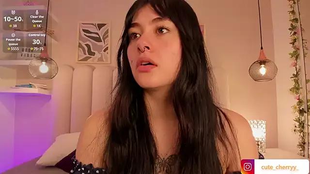 Mad beauty - checkout our excited streamers as they tease to their beloved melodies and slowly squirt for enjoyment to appease your wildest wishes.