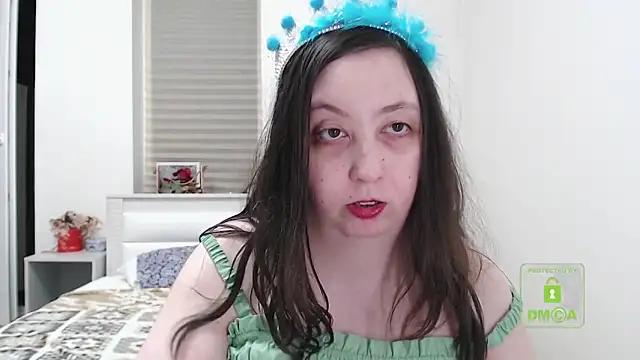 cute_and_hot from StripChat is Freechat