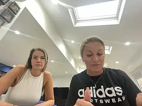 Mad beauty - checkout our excited streamers as they tease to their beloved melodies and slowly squirt for enjoyment to appease your wildest wishes.