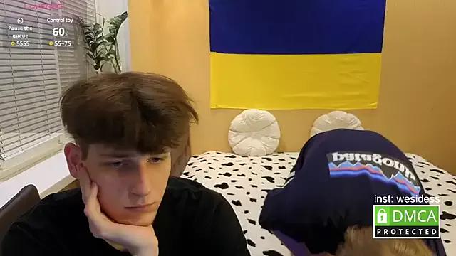 Mad beauty - checkout our excited streamers as they tease to their beloved melodies and slowly squirt for enjoyment to appease your wildest wishes.