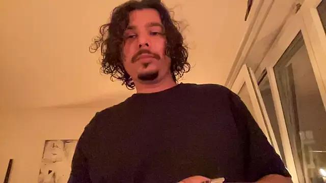 daddyvibes from StripChat is Freechat