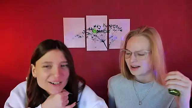 Mad beauty - checkout our excited streamers as they tease to their beloved melodies and slowly squirt for enjoyment to appease your wildest wishes.