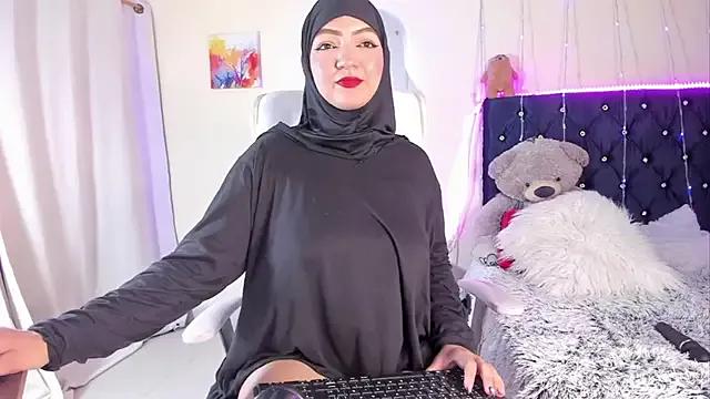 Dana-Alabi from StripChat is Freechat