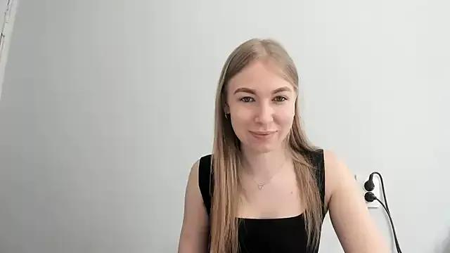 Dana_flowers from StripChat is Freechat