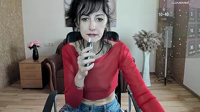 Dana_Haliti from StripChat