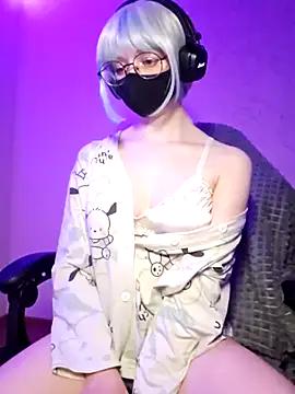 Mad beauty - checkout our excited streamers as they tease to their beloved melodies and slowly squirt for enjoyment to appease your wildest wishes.