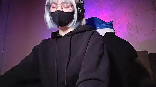 Mad beauty - checkout our excited streamers as they tease to their beloved melodies and slowly squirt for enjoyment to appease your wildest wishes.