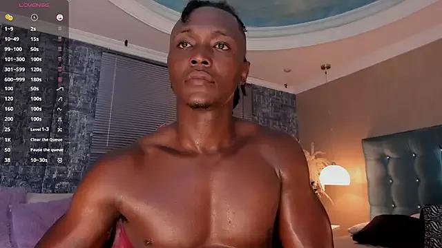 DannSmmith from StripChat is Freechat