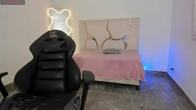 Daphnne_tay from StripChat is Freechat