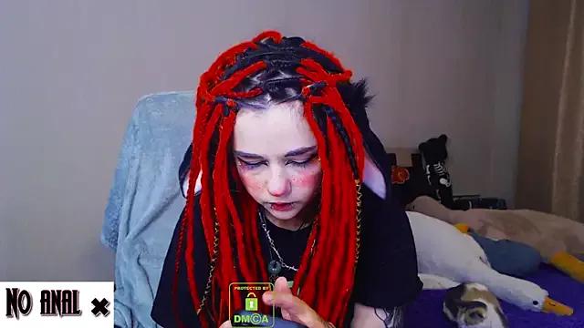 Mad beauty - checkout our excited streamers as they tease to their beloved melodies and slowly squirt for enjoyment to appease your wildest wishes.