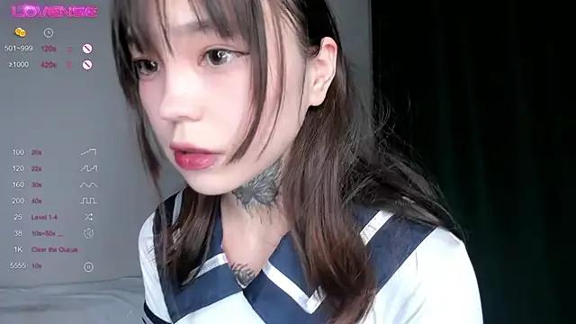 Mad beauty - checkout our excited streamers as they tease to their beloved melodies and slowly squirt for enjoyment to appease your wildest wishes.