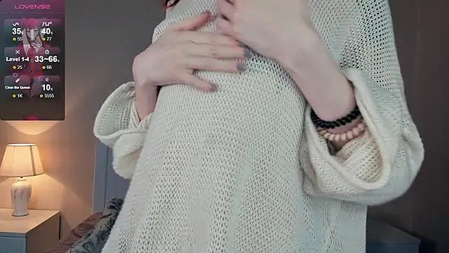 Mad beauty - checkout our excited streamers as they tease to their beloved melodies and slowly squirt for enjoyment to appease your wildest wishes.