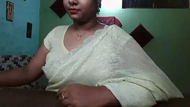 DearKimmi from StripChat is Freechat