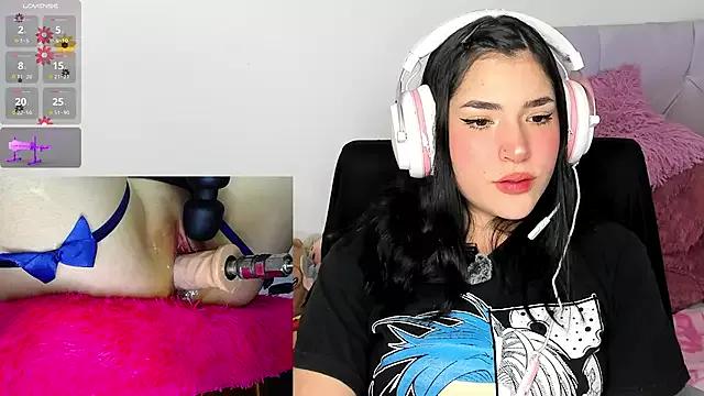 Mad beauty - checkout our excited streamers as they tease to their beloved melodies and slowly squirt for enjoyment to appease your wildest wishes.