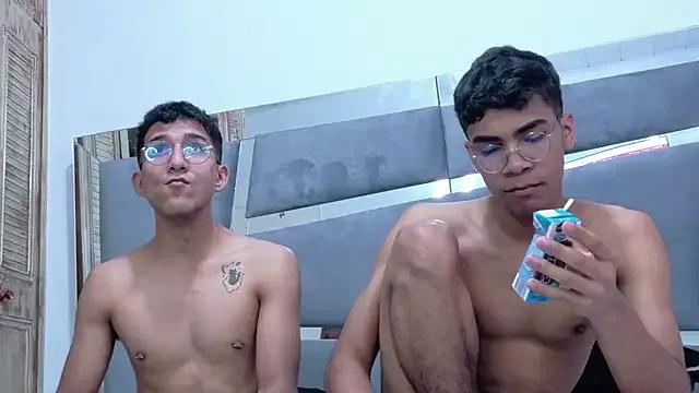 Photos of Desire4Duo from StripChat is Freechat