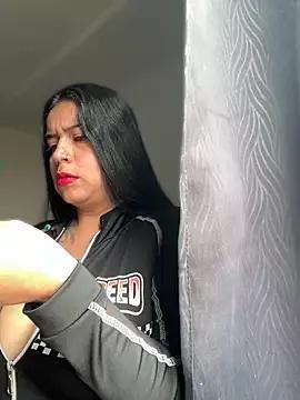Devilsweet17 from StripChat is Freechat