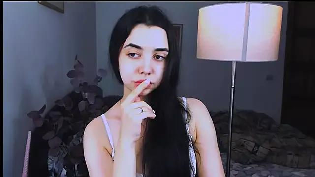 DilaraaMe from StripChat is Freechat