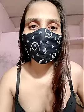 DIVINEDIVAA from StripChat is Freechat