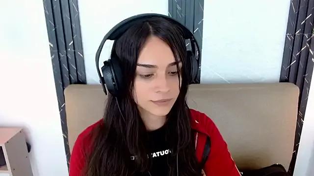 Dollbehavior_ from StripChat is Freechat