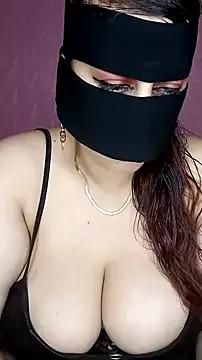 Dolly150 from StripChat is Freechat